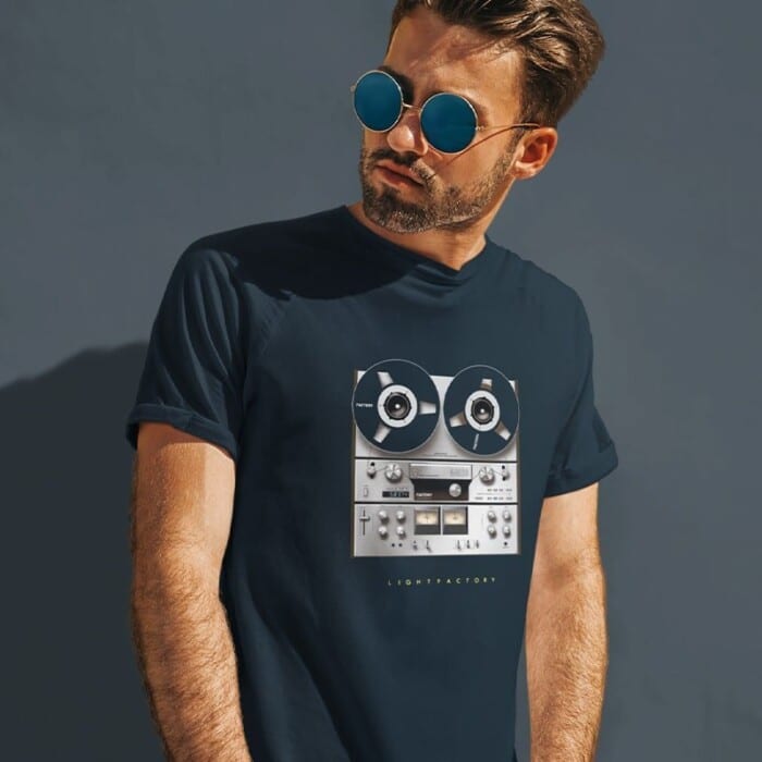 T-Shirt Heren Tape recorder factory Lichtstadkunst